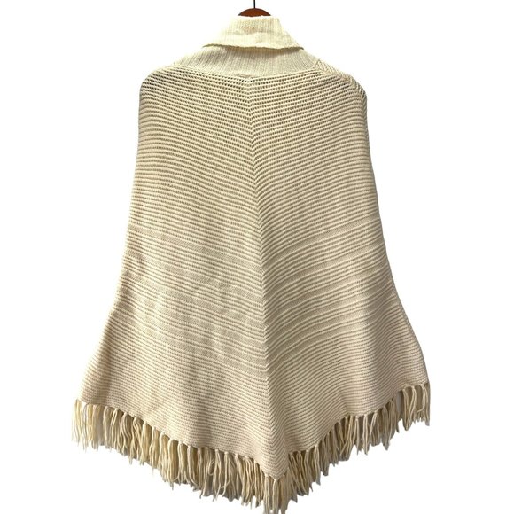 Elevated Boho, Cottage Core Tassle Talbot’s Cream Wool knit Poncho, Women's S/M - Picture 8 of 14